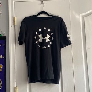 Black Under Armor shirt with American flag size Medium